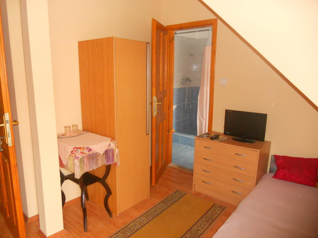 Hejo Apartman Miskolc Ngoại thất bức ảnh
