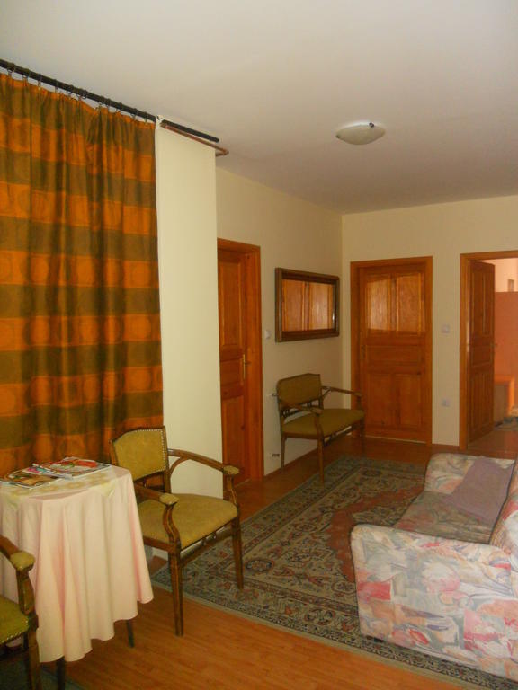 Hejo Apartman Miskolc Ngoại thất bức ảnh