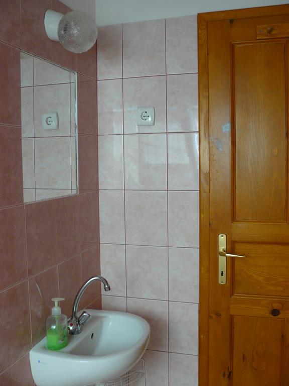 Hejo Apartman Miskolc Ngoại thất bức ảnh