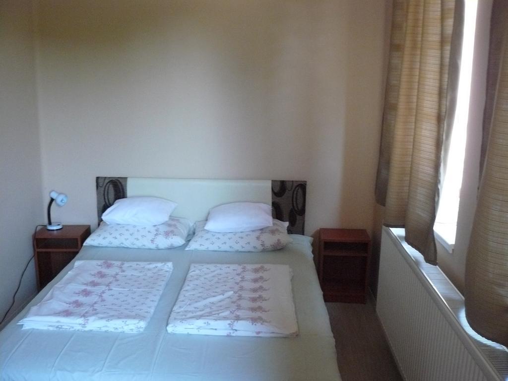 Hejo Apartman Miskolc Ngoại thất bức ảnh