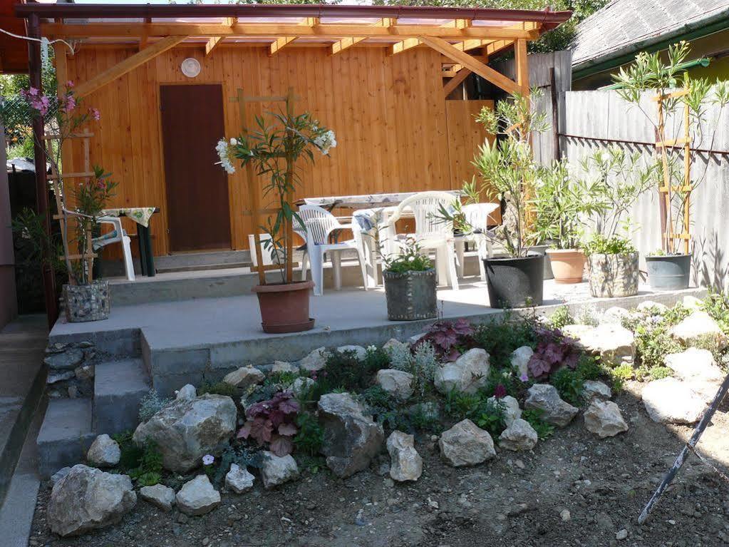 Hejo Apartman Miskolc Ngoại thất bức ảnh