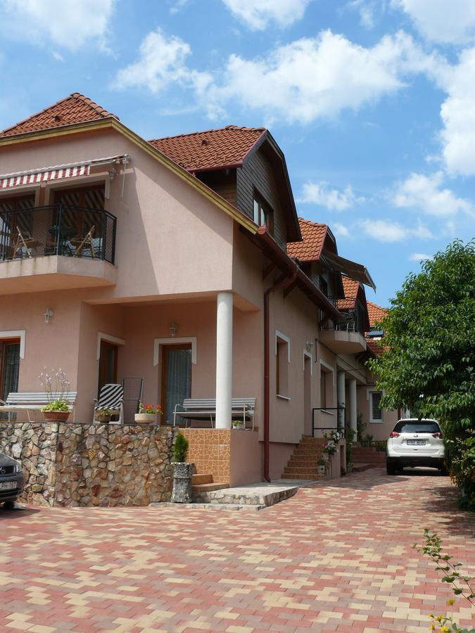 Hejo Apartman Miskolc Ngoại thất bức ảnh